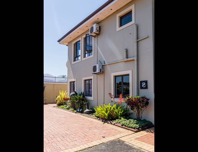 4 BEDROOM DUPLEX FOR SALE IN WESTVILLE
